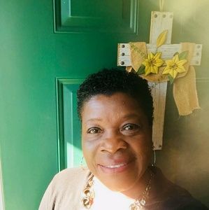 Meet your Posher, Delores